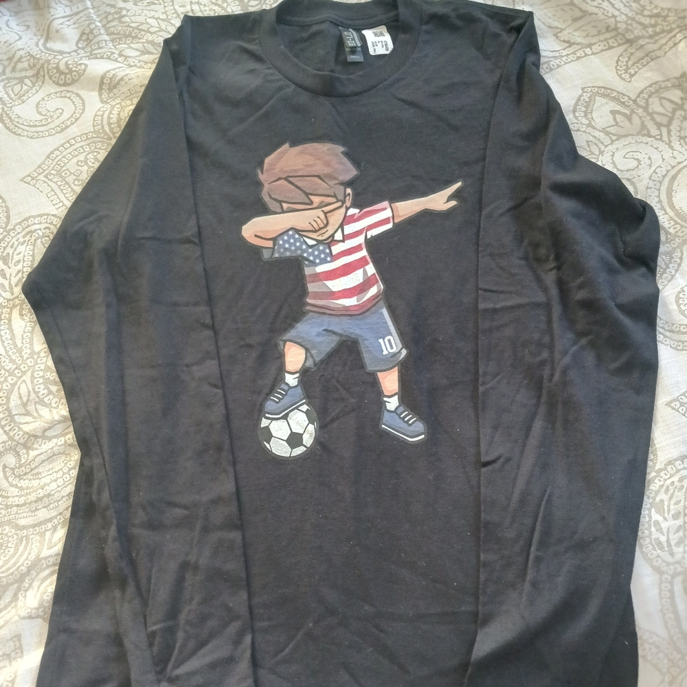Graphic tee